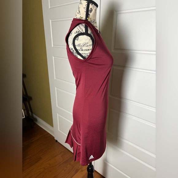BRAND NEW ADIDAS climalite CLUB TENNIS DRESS Burgundy - Picture 2 of 8